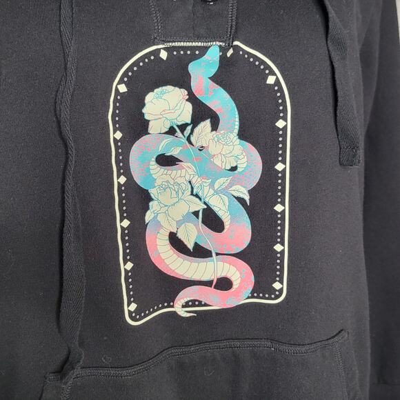 Torrid Lace Up Black Hoodie Cozy Fleece Snake Rose, size 2 - Picture 2 of 8